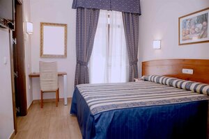 Гостиница Hotel Castilla Guerrero