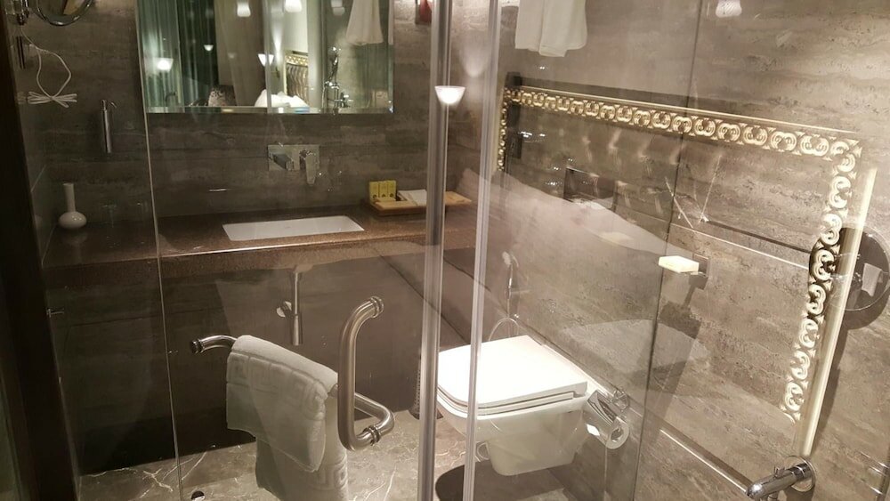 Фото Peninsula Redpine