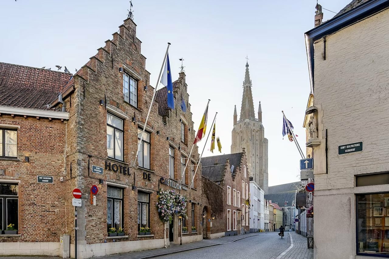 Фото Hotel de Castillion