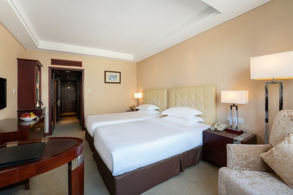 Фото Maison New Century Hotel Ningbo