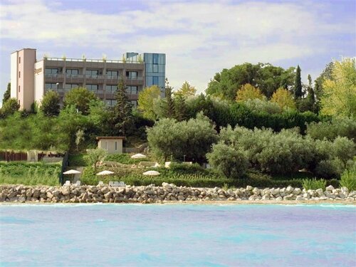 Гостиница Hotel Acquaviva del Garda