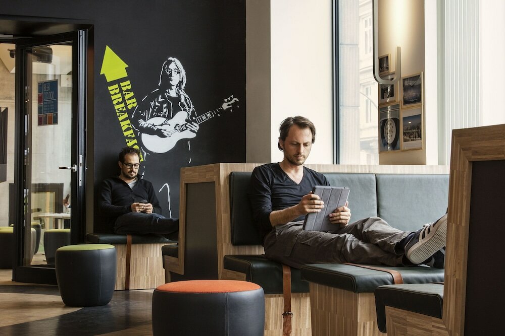 Фото Generator Hamburg