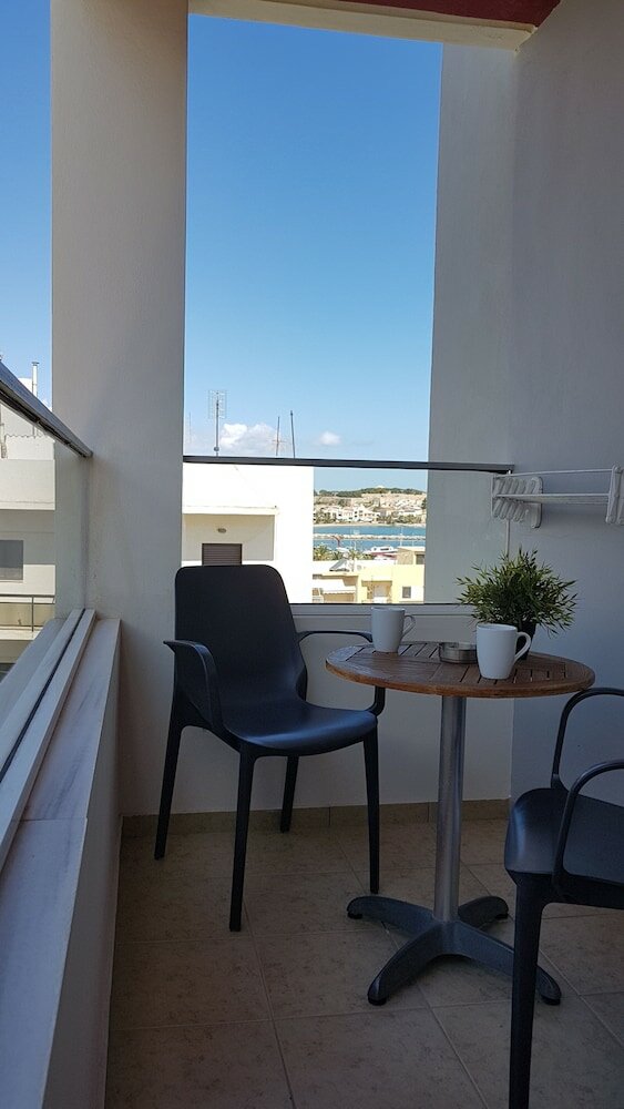 Фото Cosmos Hotel