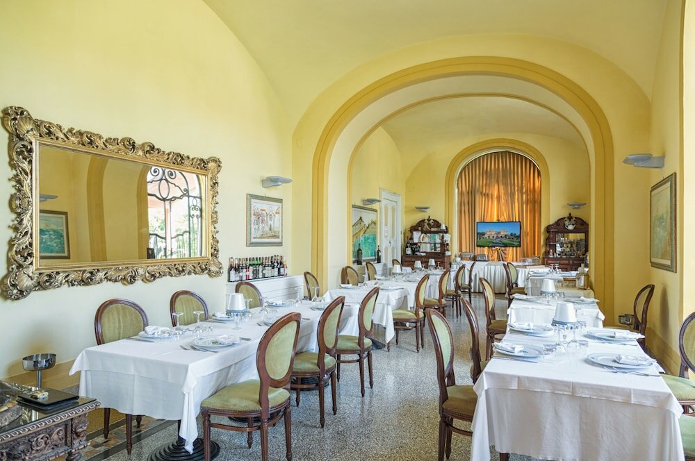 Фото Villa Signorini Events & Hotel