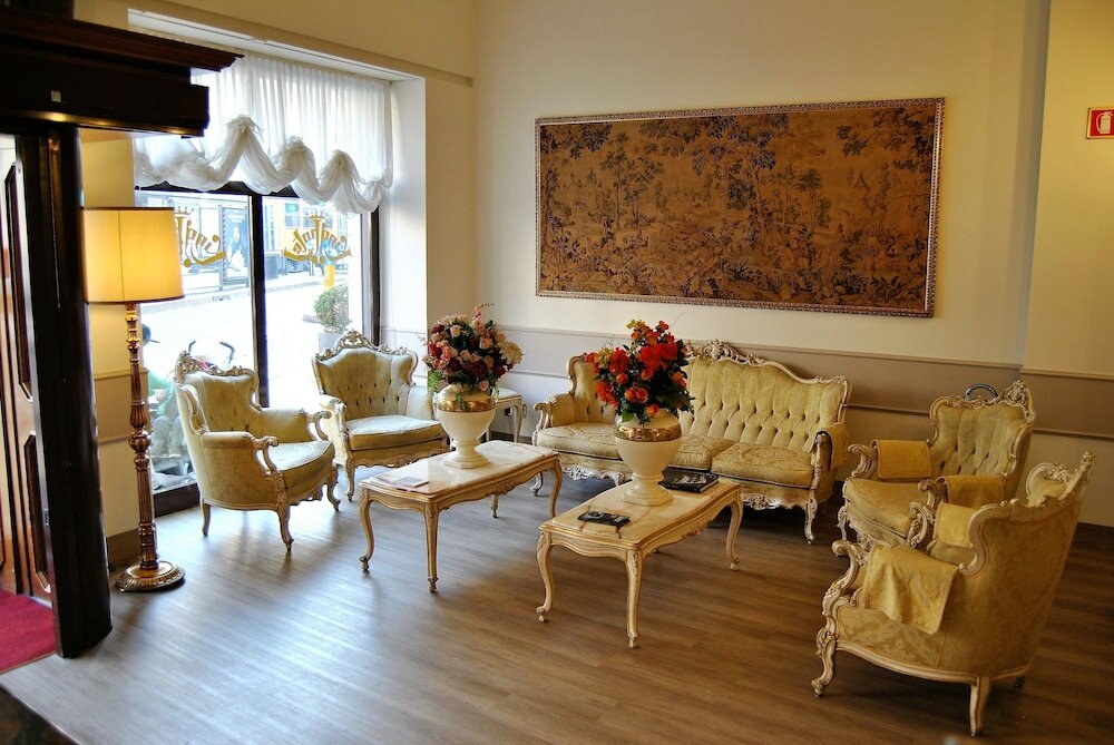 Фото Mokinba Hotels King