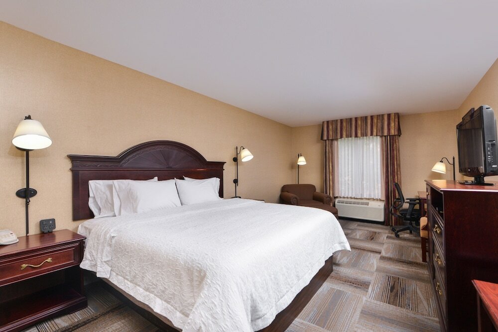 Фото Hampton Inn & Suites Boise-Meridian