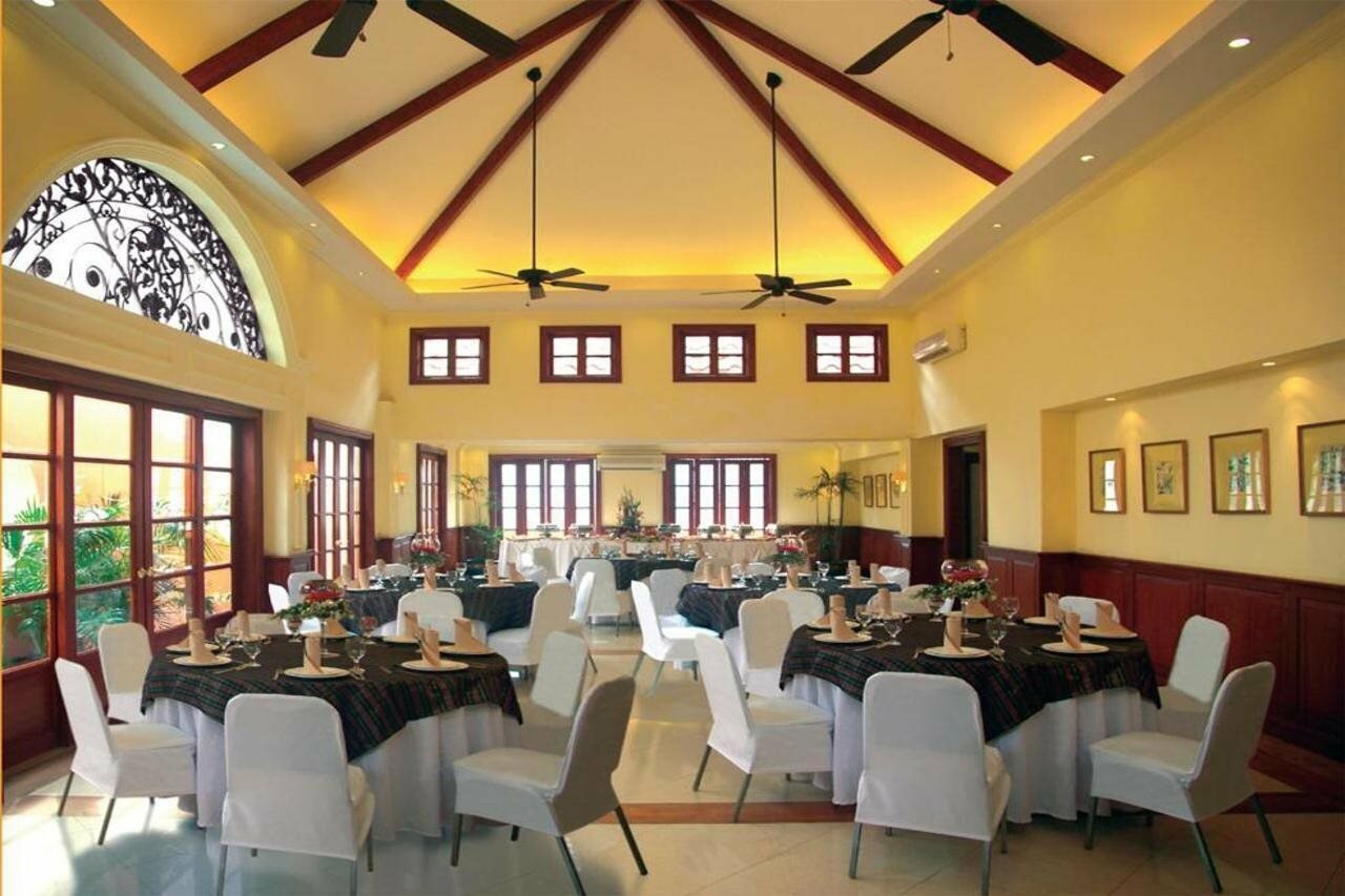 Фото Herald Suites