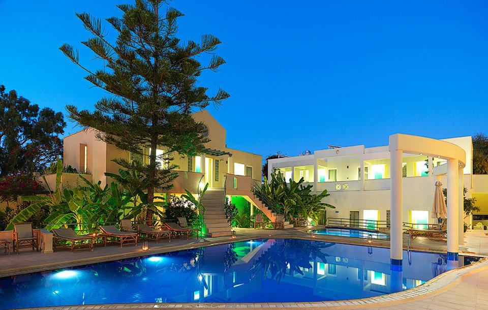 Фото Forum Suites