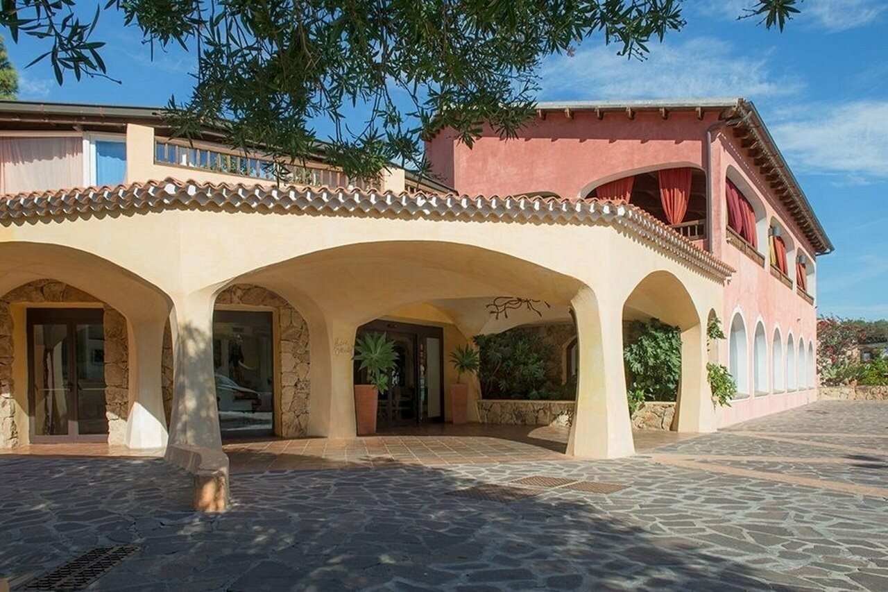 Фото Hotel Ollastu