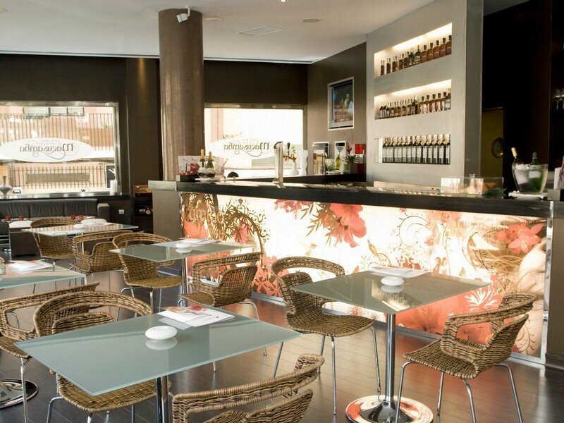 Фото Occidental Santa Cruz Contemporáneo