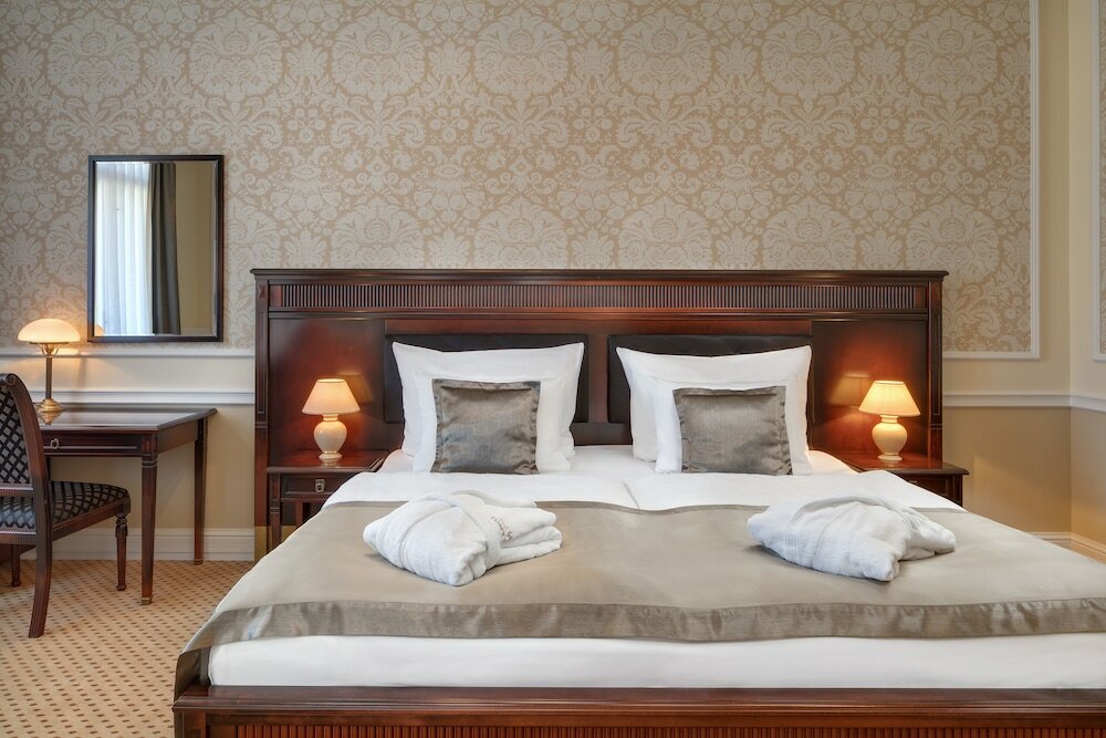 Фото Olympic Palace Luxury SPA Hotel