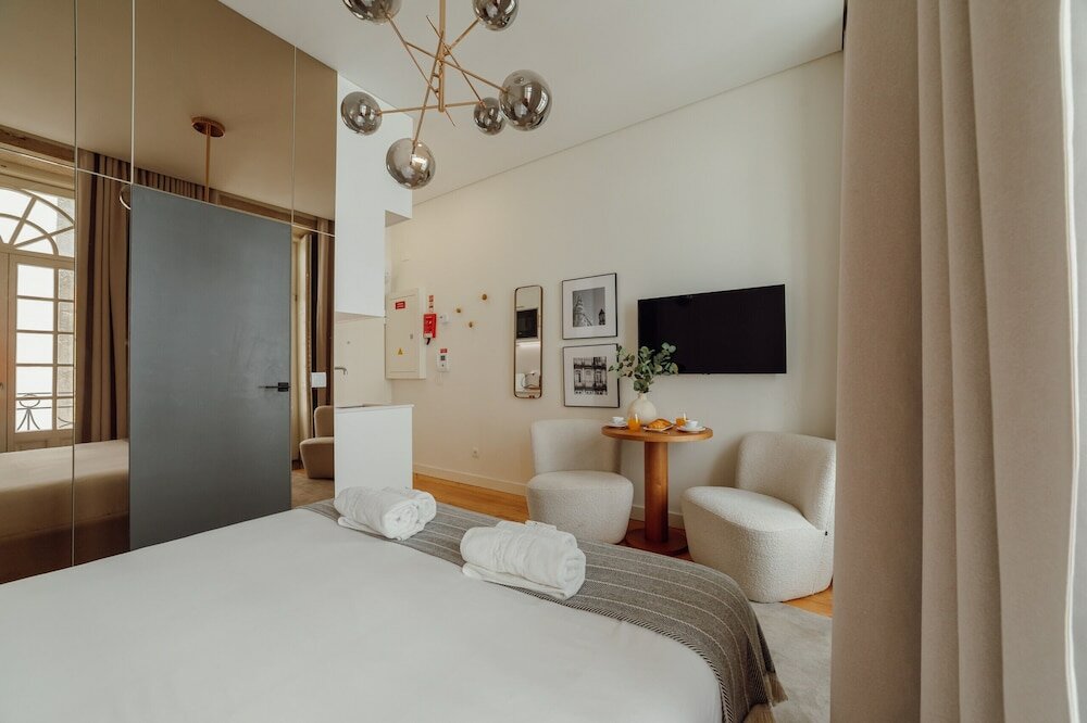 Фото Clérigos Boutique Apartment B by Homing