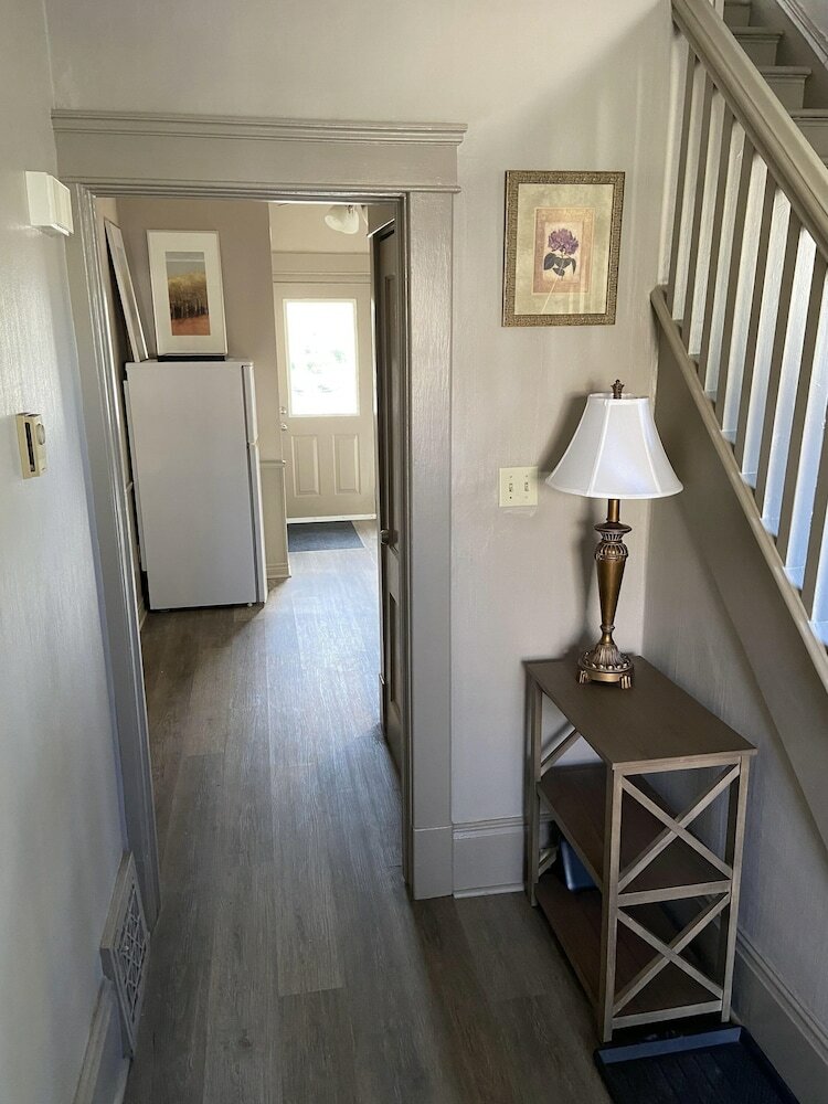 Фото France and Flowers - Private 3-Bed Apartment