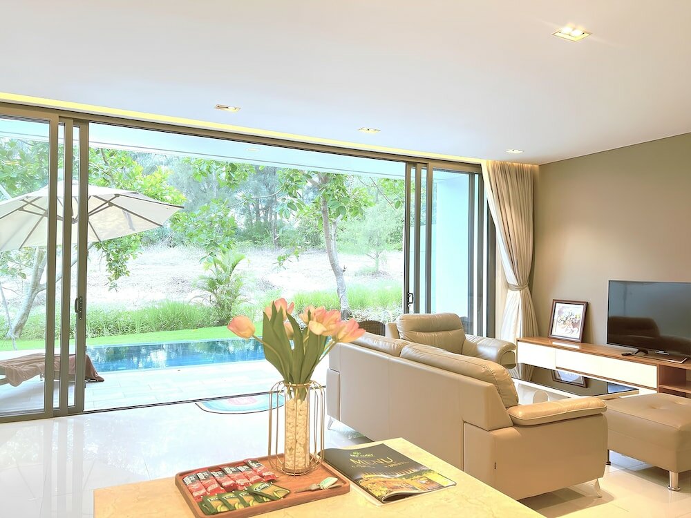 Фото Brg Golf - Danang Private Pool Villa 3br