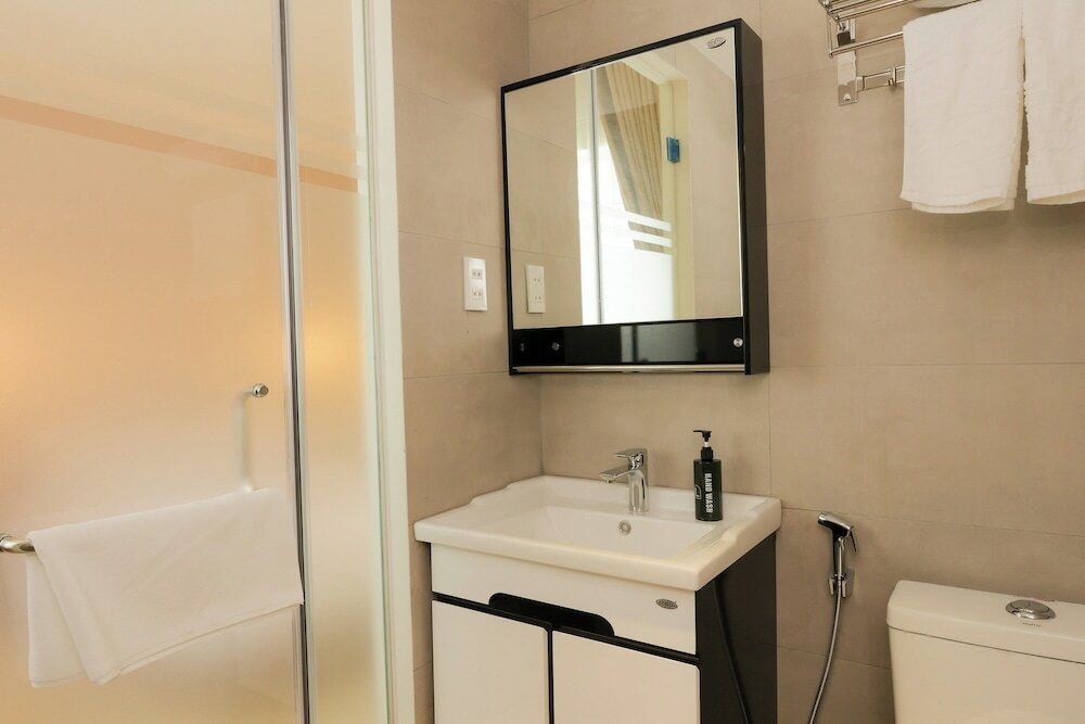 Фото Lanura Saigon Boutique Hotel