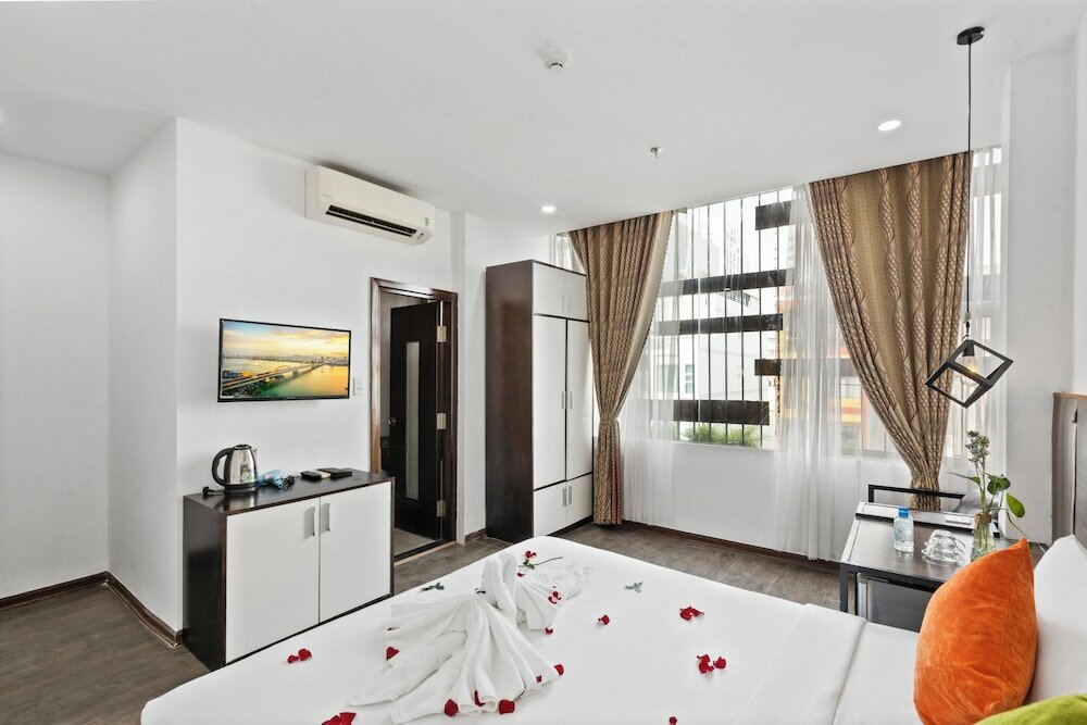 Фото The Happy House Hotel & Apartment