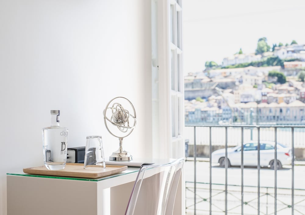 Фото Miragaia Riverside Suites