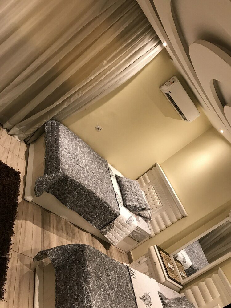 Фото Cozy and modern apartment