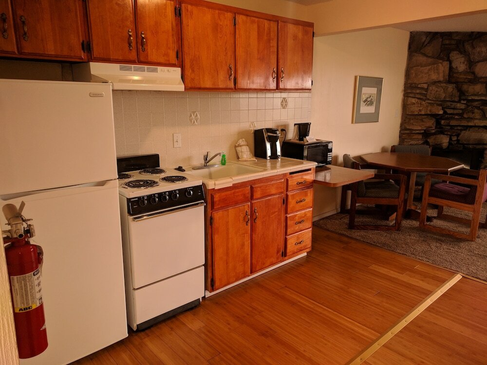 Фото Ocean Shores Inn & Suites