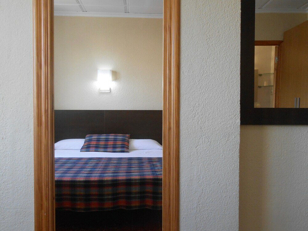 Фото Hostal El Callejon