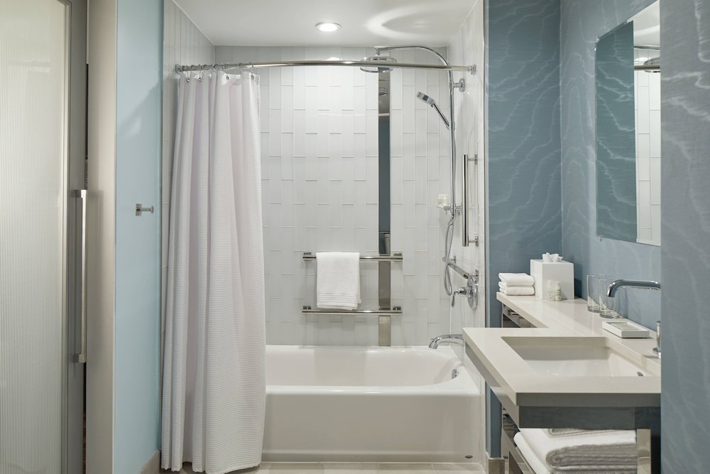 Фото Renaissance Charlotte SouthPark