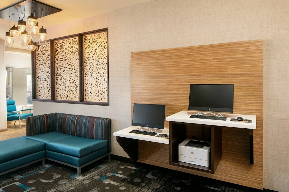 Фото TownePlace Suites by Marriott Midland South/I-20