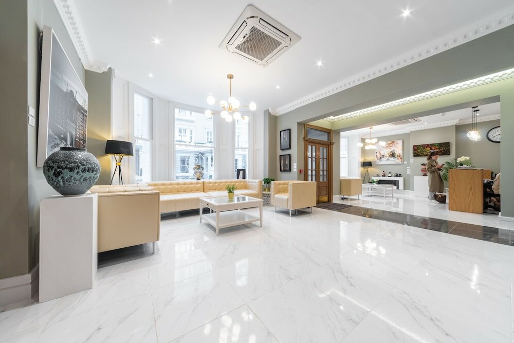 Фото Gainsborough Hotel