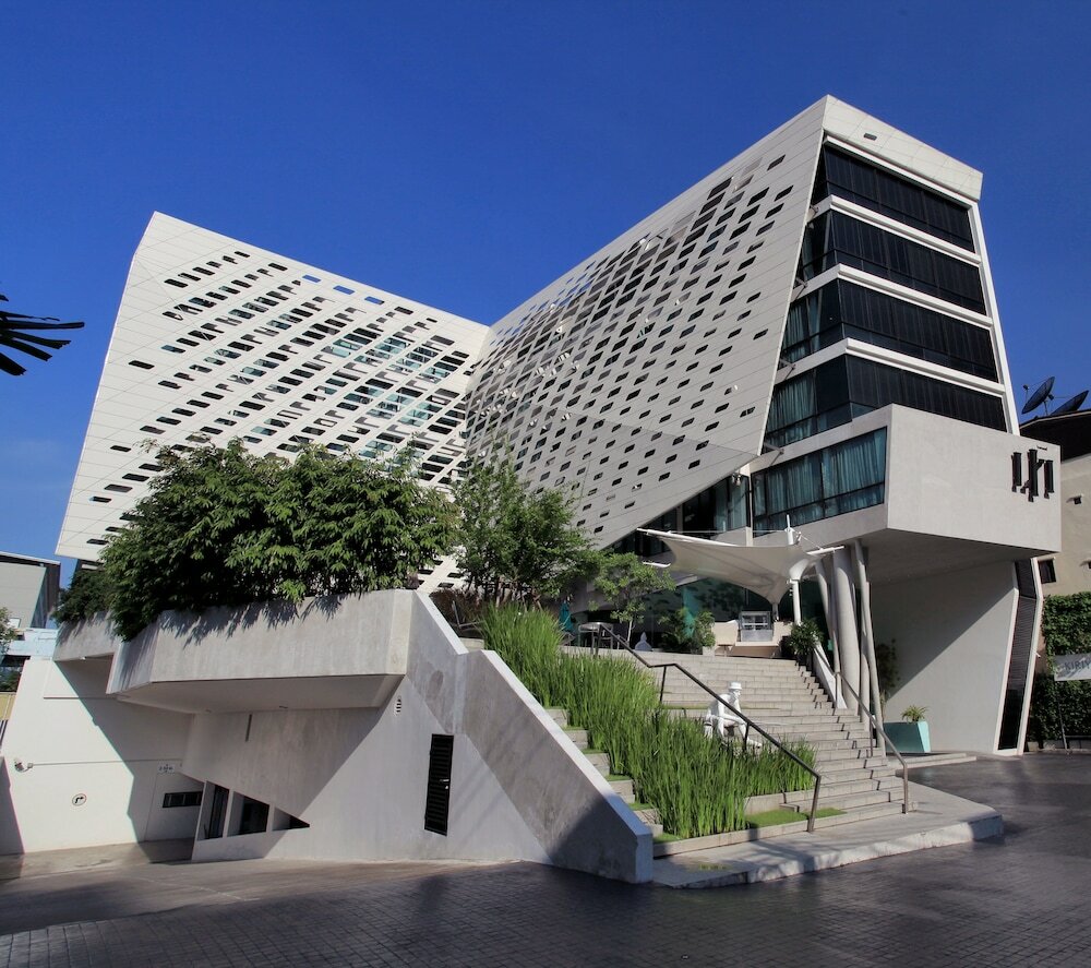 Фото Lit Bangkok Hotel