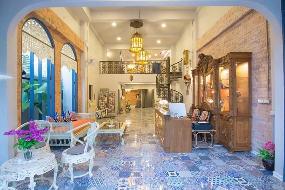 Фото Sridonchai Heritage Night Bazaar Chiang Mai