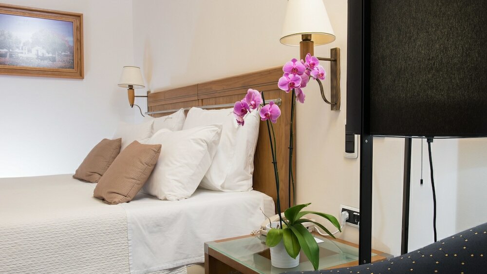 Фото Alexander Beach Hotel & SPA