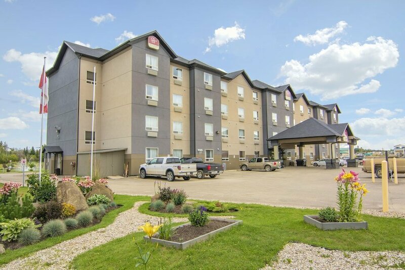 Гостиница Devonian Hotel & Suites
