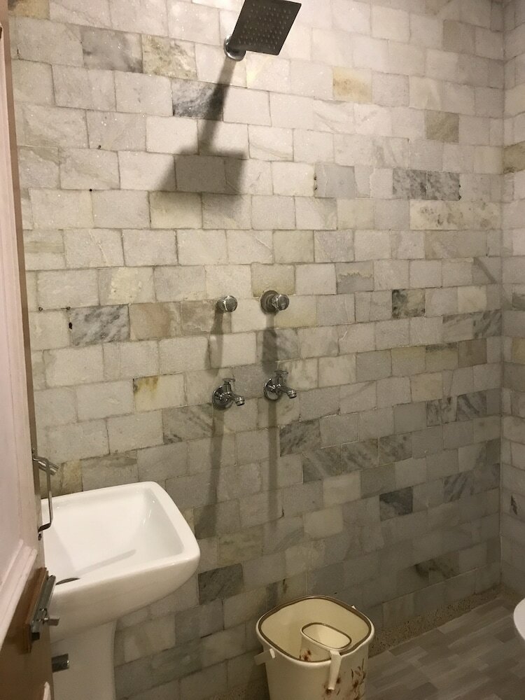 Фото Hare Rama Guest House