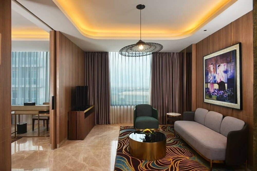 Фото Grand Dafam Surabaya