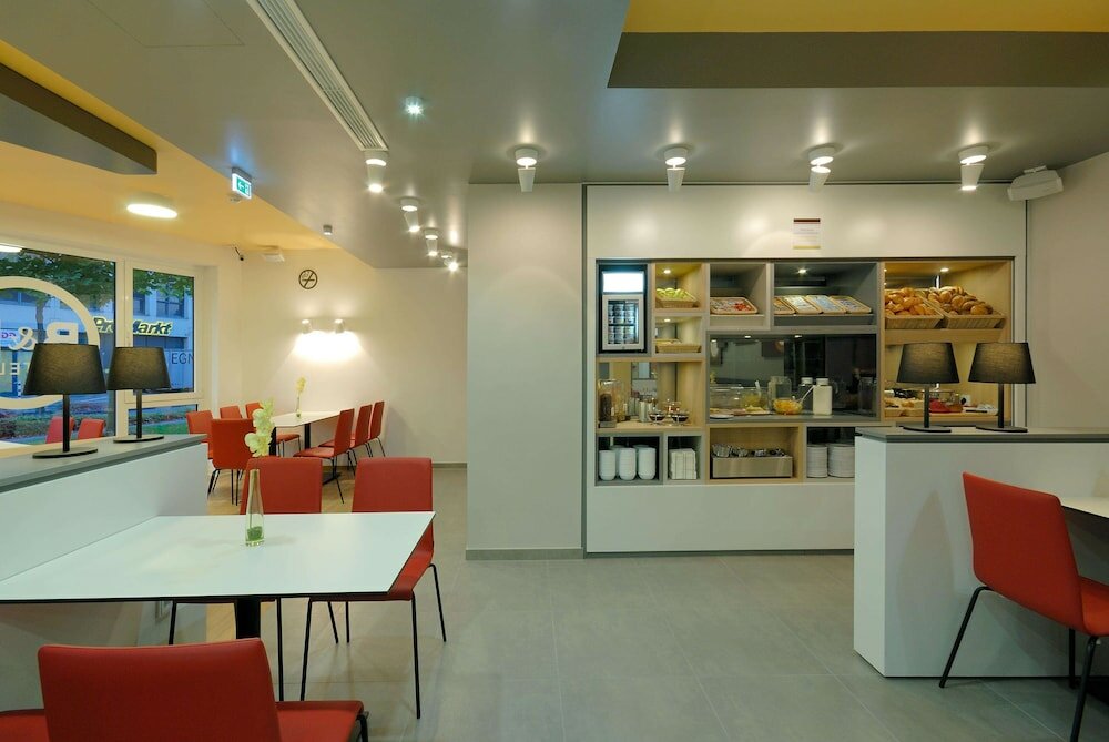 Фото B&B Hotel Bonn