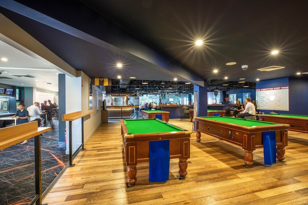 Фото Nightcap at Sandown Park Hotel