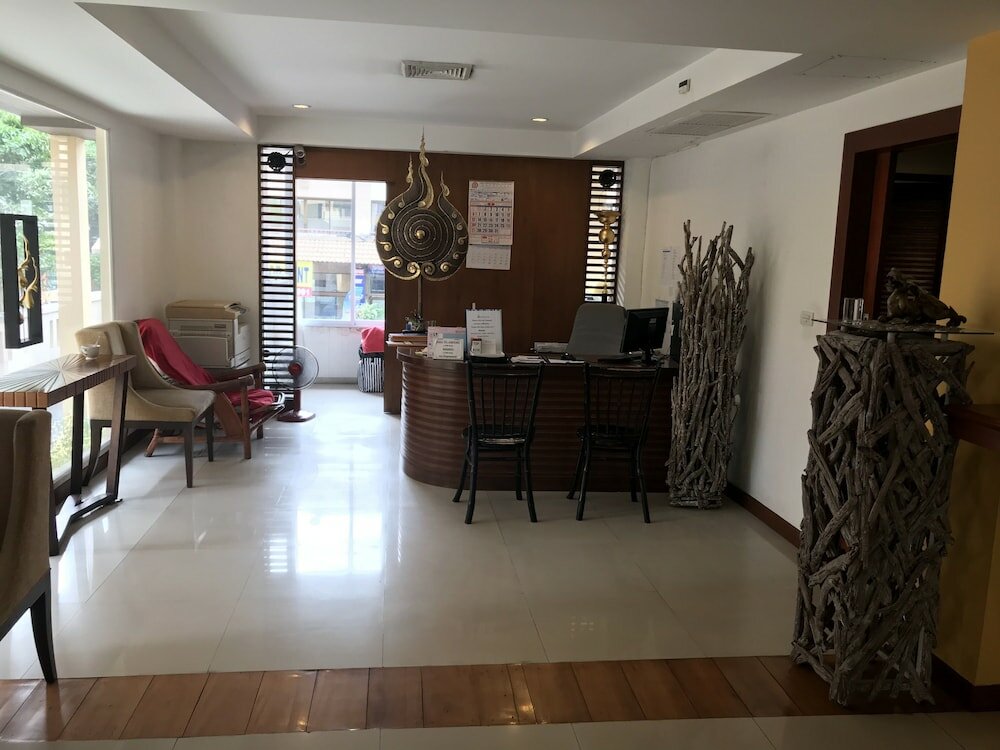 Фото Chateau Dale Boutique Residence