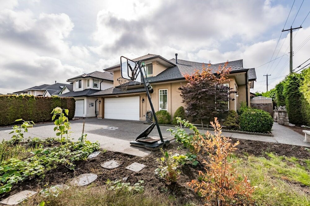 Фото Charming Family Hotel