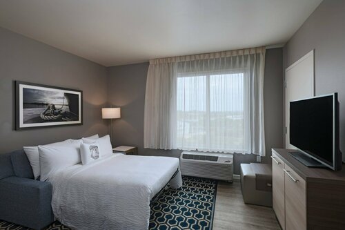 Гостиница TownePlace Suites by Marriott San Diego Airport/Liberty Station в Сан-Диего