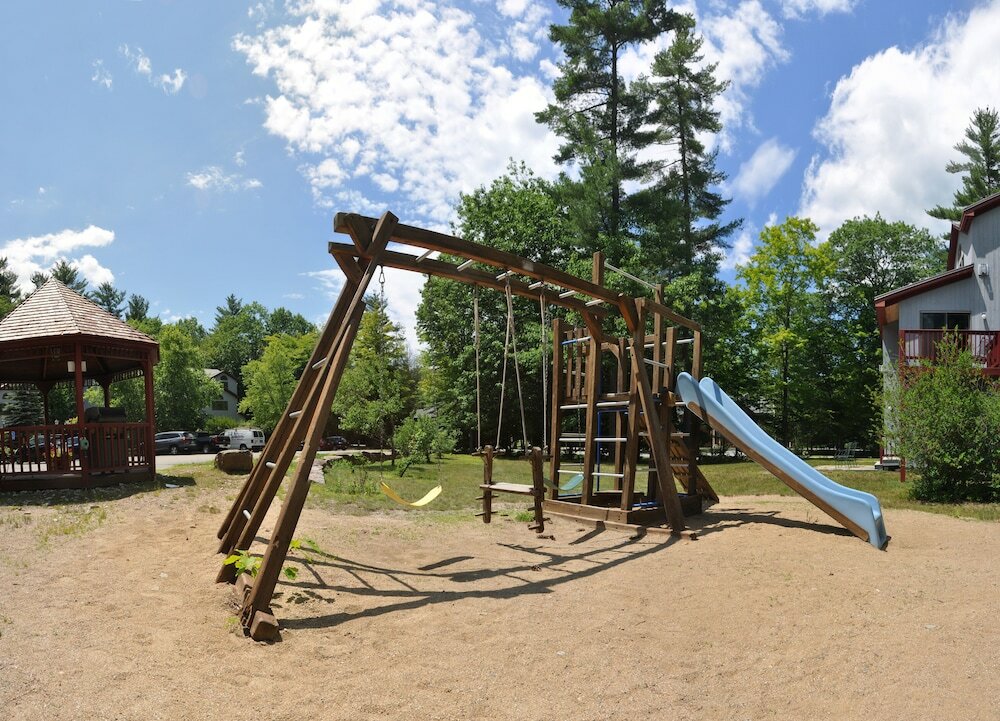 Фото Attitash Mountain Village