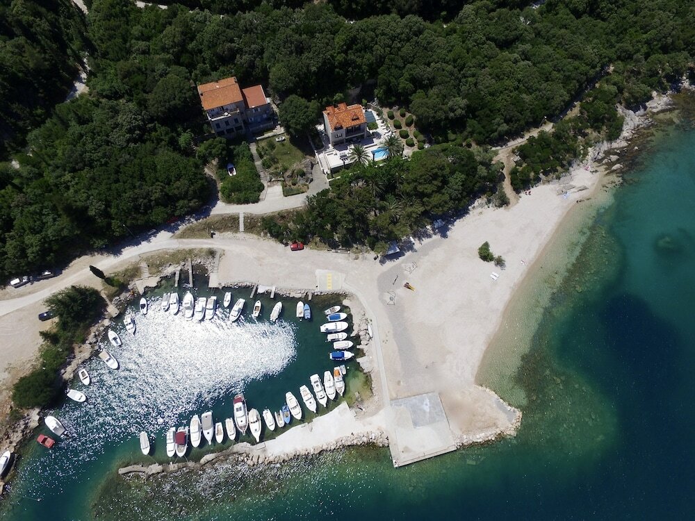 Фото Villa Franica