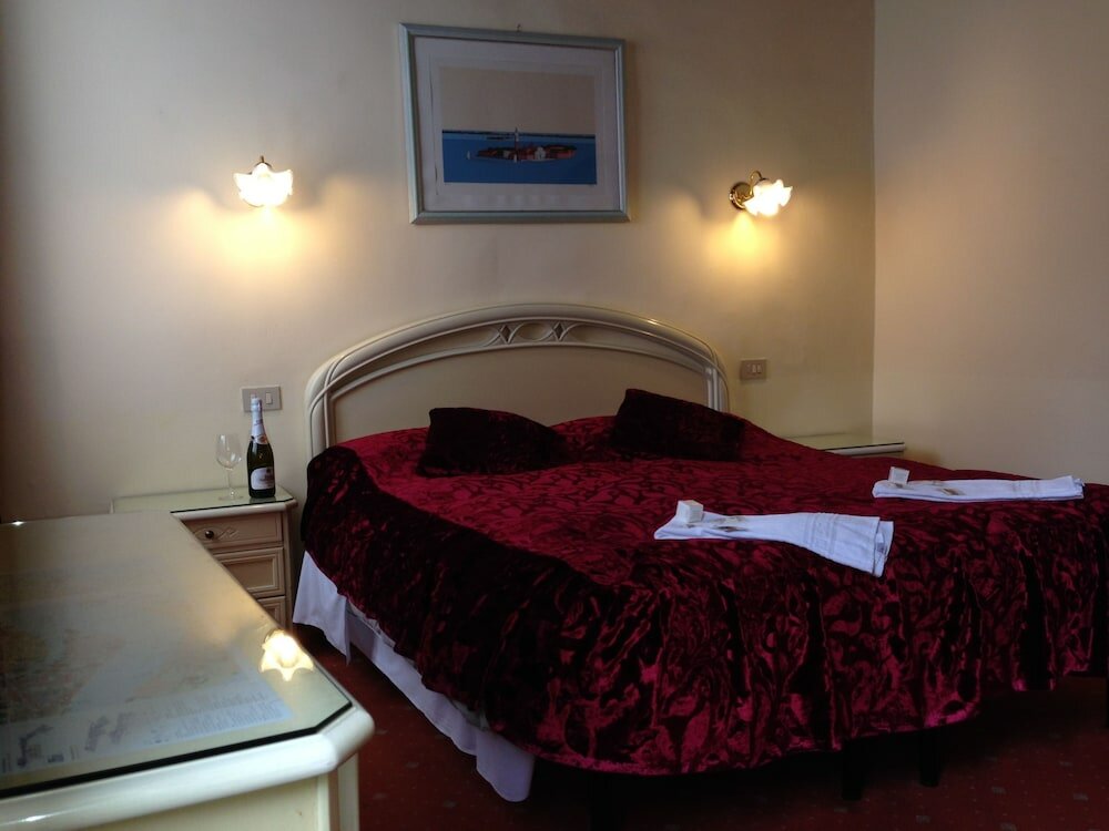 Фото Hotel Casa Linger