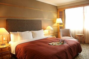 Grand Park Wuxi (Zhongshan Road, 401), hotel