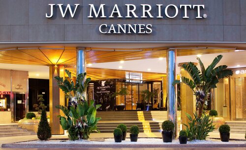 Гостиница Jw Marriott Cannes в Каннах
