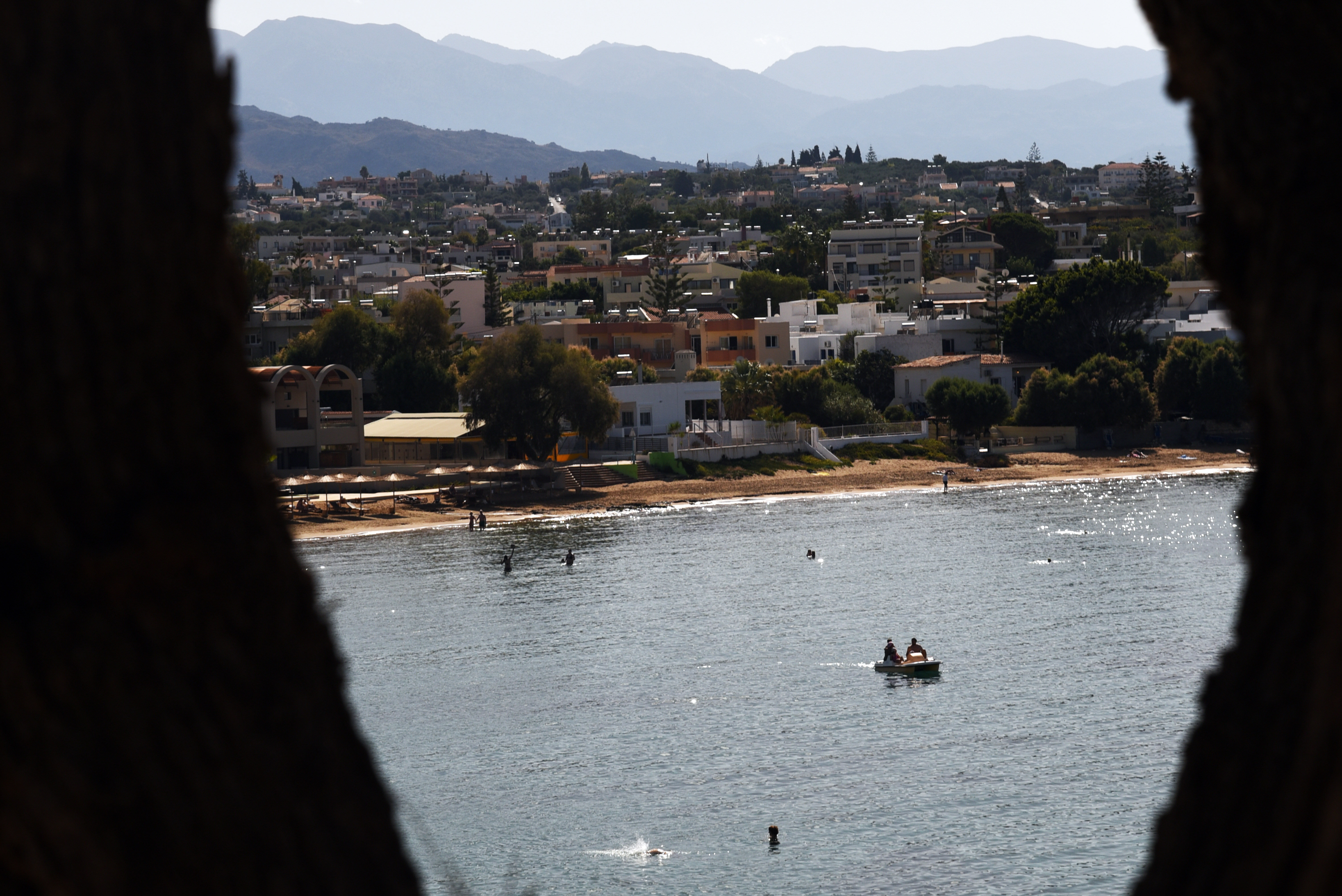 Фото Iolkos Hotel Apartments