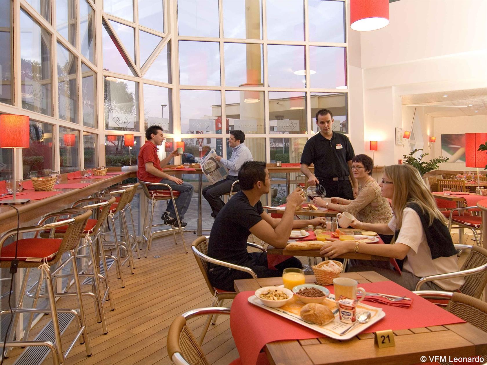 Фото B&b Hotel Lyon Eurexpo Bron