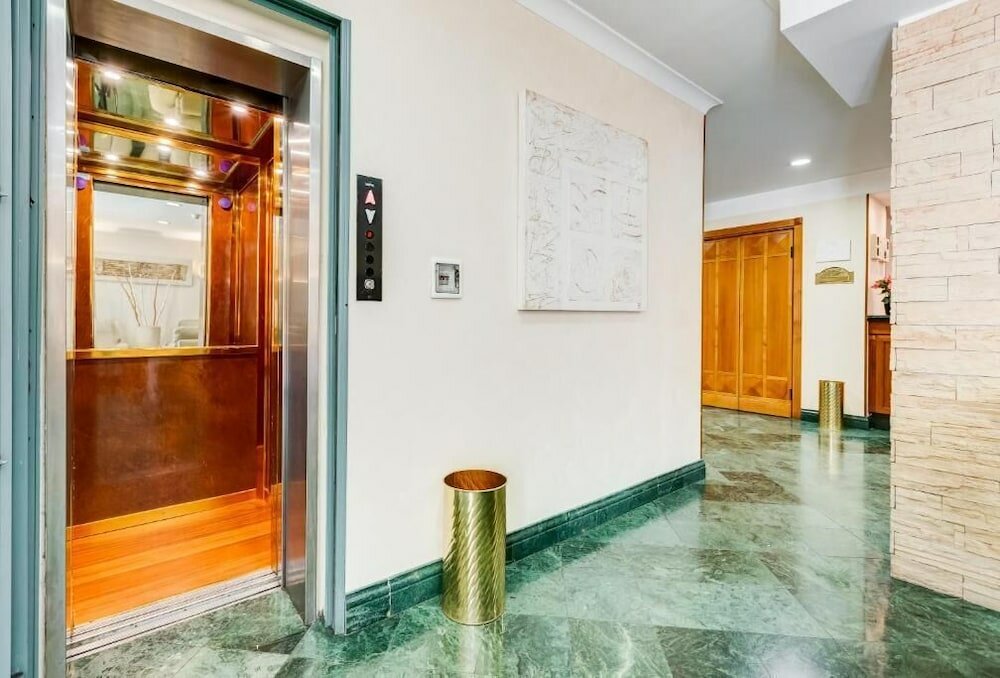 Фото Romoli Hotel