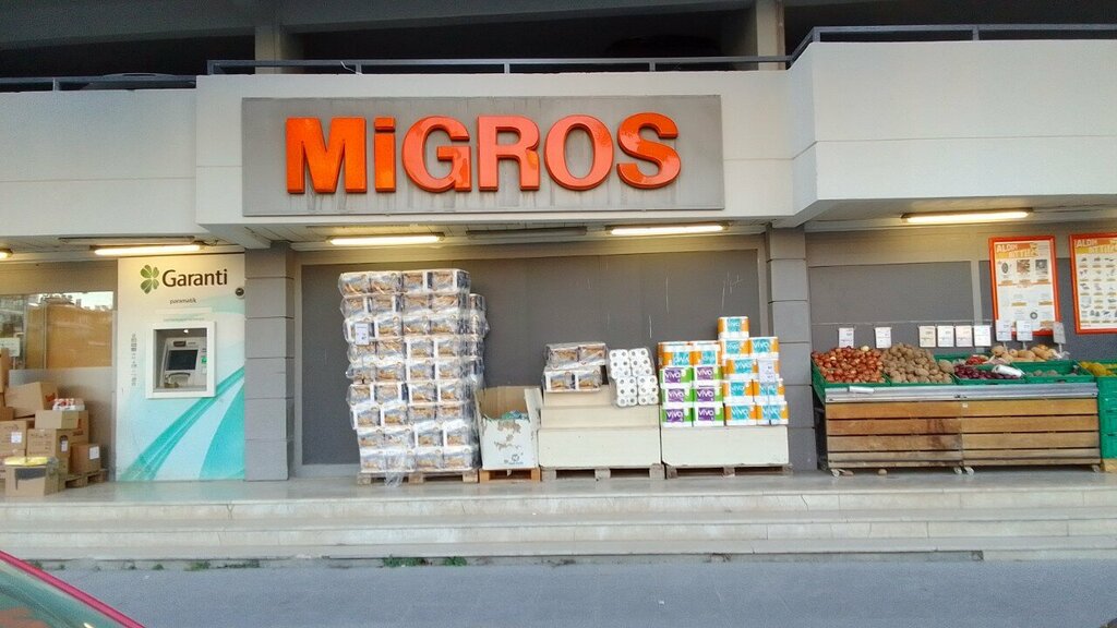 Supermarket M Migros, Izmir, photo