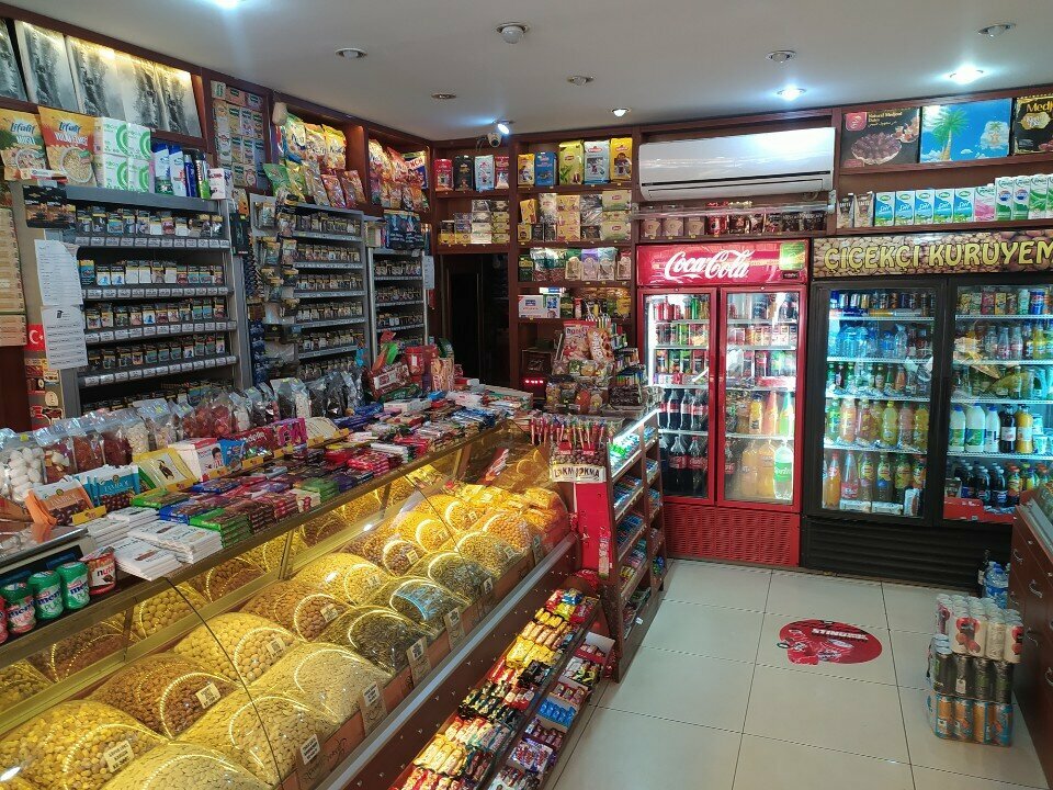 Kuruyemiş, atıştırmalık, kuru meyve Çiçekçi Kuruyemiş, İstanbul, foto