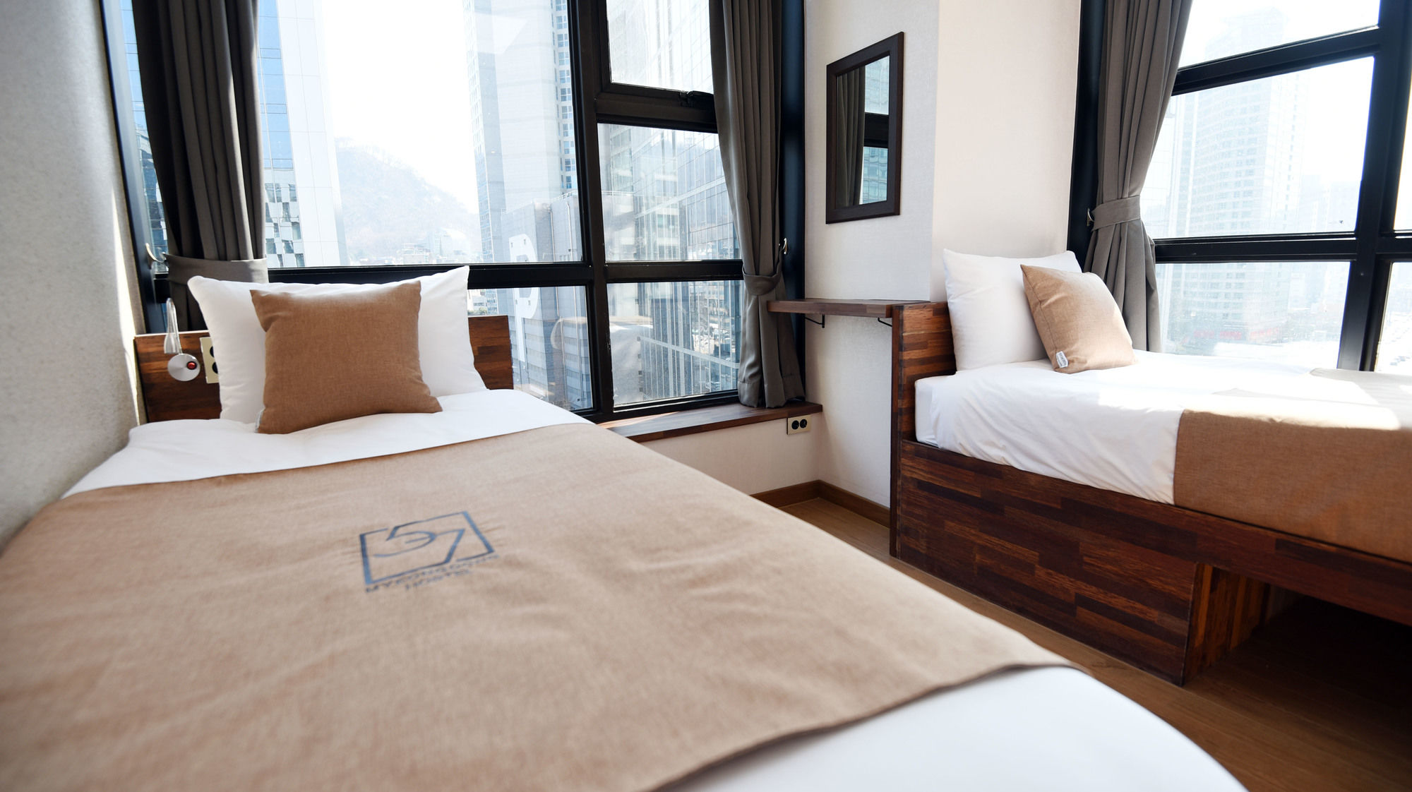 Фото 57 Myeongdong Hostel