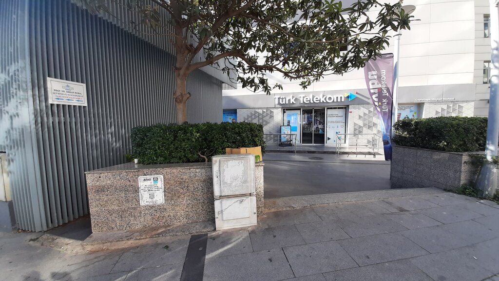 ATM Ing ATM, Istanbul, photo